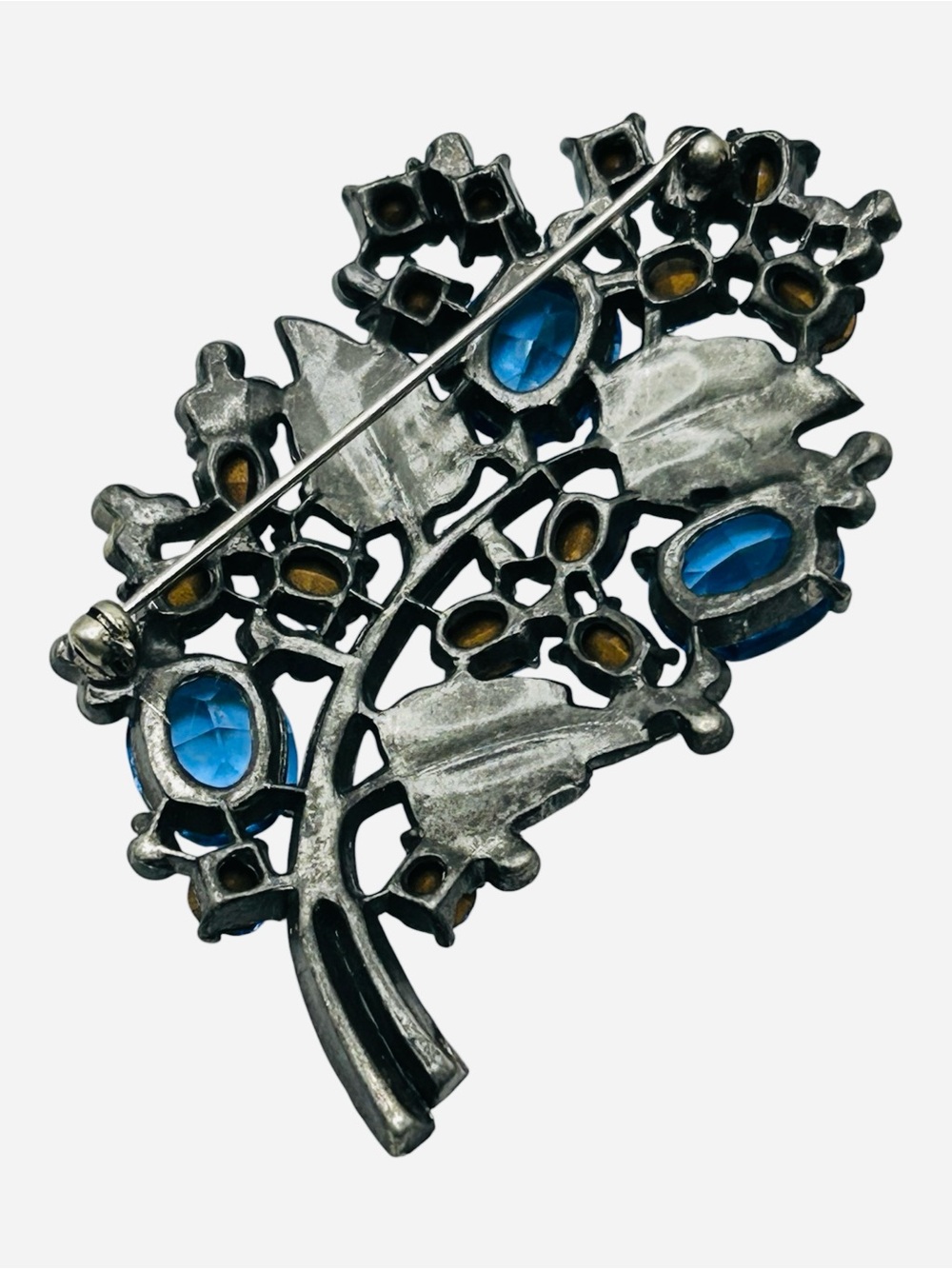 Vintage 1930’s Sapphire Rhinestone Gunmetal Leaf and Flower Pot Metal Brooch - Picture 6 of 6